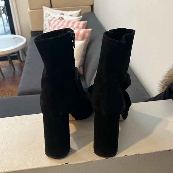 Zara Ruffle Boots - Picture 5 of 5